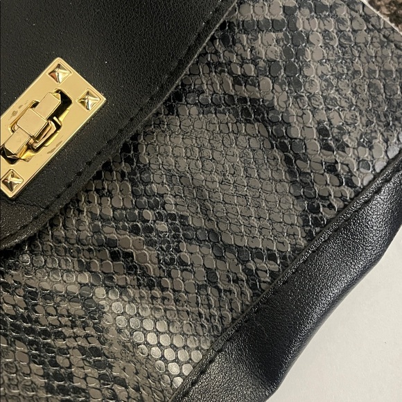 Black Snakeskin Mini Bag w/ Gold Chain Strap - Picture 4 of 6